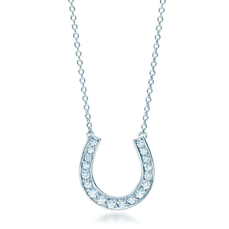 18k gold diamond horseshoe U type lock bone chain 18K gold natural diamond necklace pendant group inlaid diamond necklace