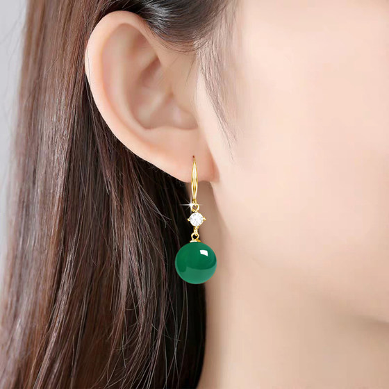 Natural green chalcedony retro temperament earrings sterling silver women's agate earrings crystal ball ear hooks 925 silver hypoallergenic