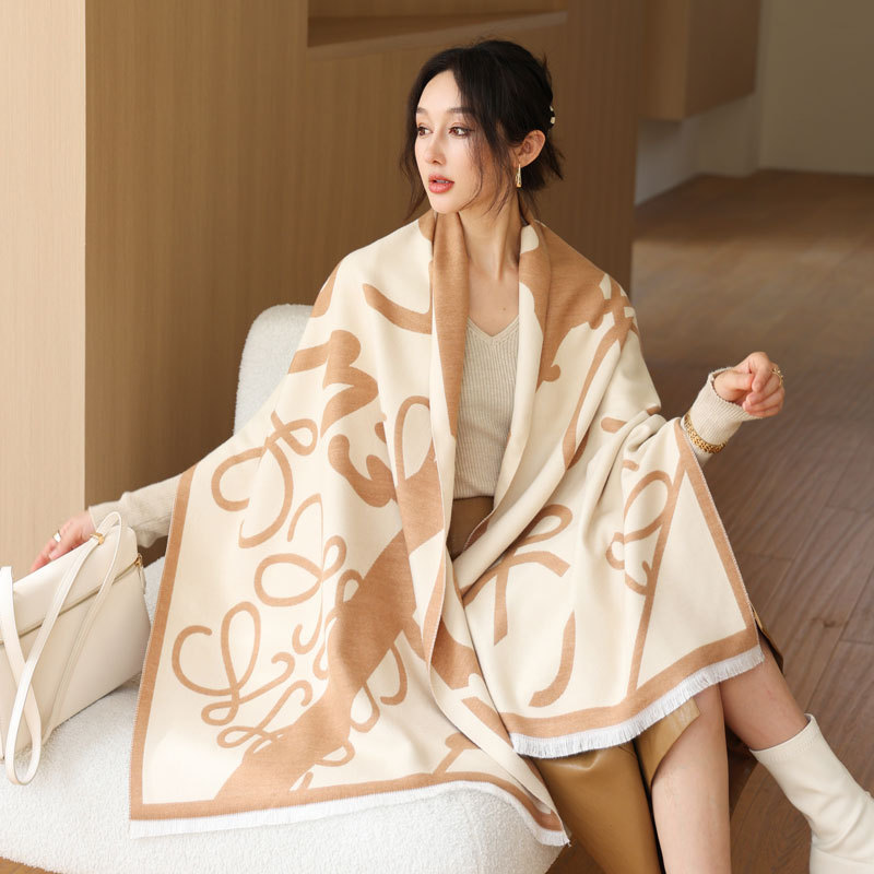 Softism2026【Luxury】Wool Scarf for Women, Winter High-End Warm Neck Scarf, Gift Box for Friends