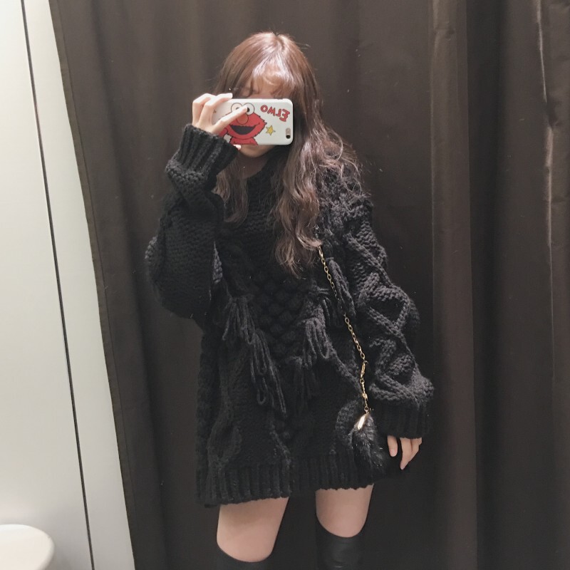 Ur&Bm2026 New Women's Clothing, High-End Lazy Style Round Neck Black Tassel Loose Pullover Sweater for Women in Autumn and Winter