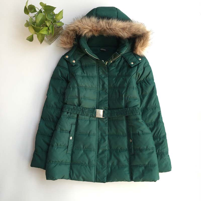Autumn and winter new ladies can close the waist in the long cotton-padded clothing leisure show thin fur collar mother outfit