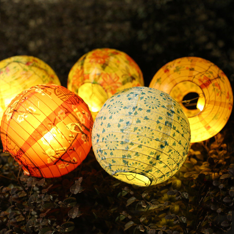 Traditional decoration scene of autumn National Day mall in China Chaoguofeng Handmade Paper lantern dance props with lantern-Taobao