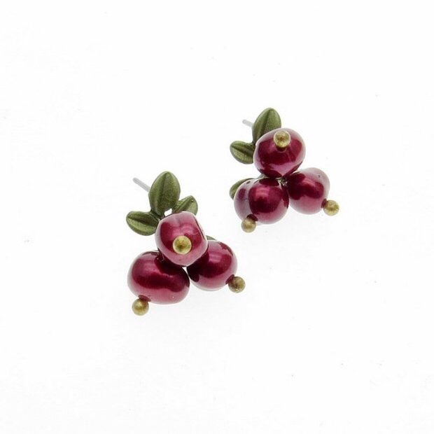 Cổ điển ba chiều cranberry tự nhiên ngọc trai nước ngọt vỏ màu xanh lá cây sơn trâm tai kẹp ear studs