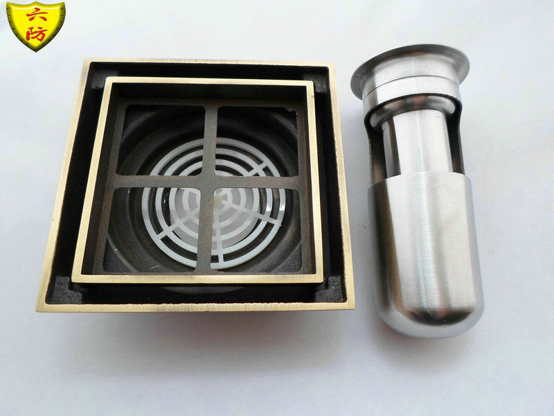 ������©���ε�©