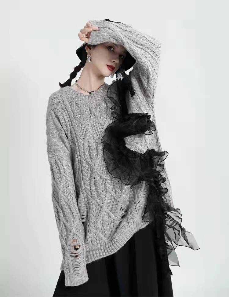 Design lazy wind hole hollow sweater 2022 splicing mesh leaf edge sleeve long knife shirt