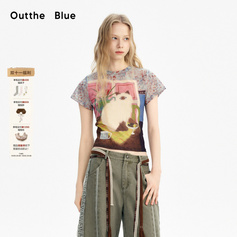 Outthe Blue's Original Summer New Lightweight and Breathable Retro Printed Short-Sleeved T-Shirt for Women with a Cat on the Mural Outthe Blue's Original Summer New Lightweight and Breathable Retro Printed Short-Sleeved T-Shirt for Women with a Cat on the Mural