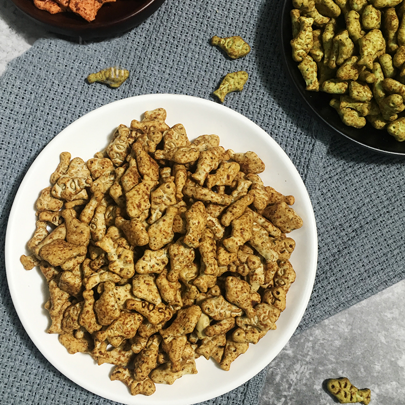 Cat snacks small fish catnip biscuits into cat kitten hair ball cat fish biscuits 6 boxes of cat nutrition snacks