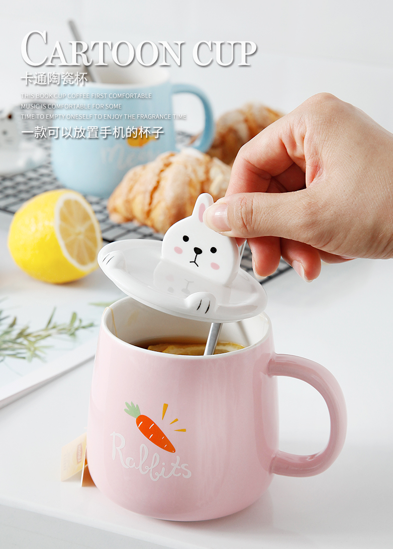 Creative cartoon phone stents, lovely ceramic cup with a lid spoons mugs picking cups of coffee milk