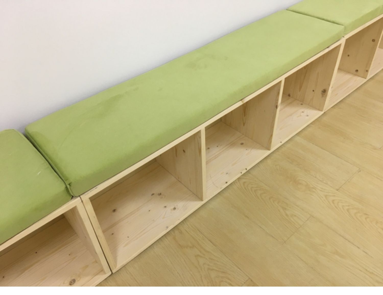 gỗ rắn Tủ cửa sổ custom-made và tủ phòng khiêu vũ thay đổi đôi giày của mình có thể mất yoga ngồi tủ cửa sổ gỗ custom-made và tủ khóa Đài Loan - Buồng tủ 4 cánh