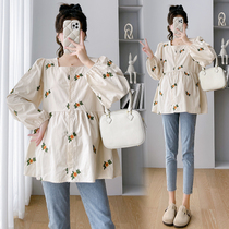 Maternity wear spring fashion embroidered long-sleeved square neck top spring pregnancy shirt loose large size babydoll shirt trendy mom