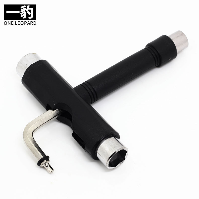 A leopard skateboard tool small fish board tool long board T-shaped tool universal