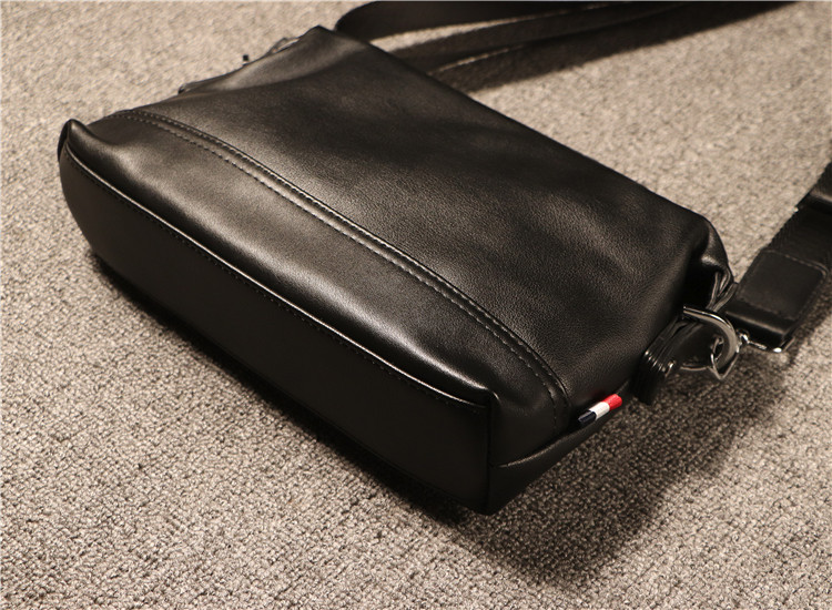 Túi xách nam nhỏ thời trang Túi xách nam satchel Túi da mềm vai nam mua sắm trên đường phố Messenger túi xách bình thường ba lô túi hiệu
