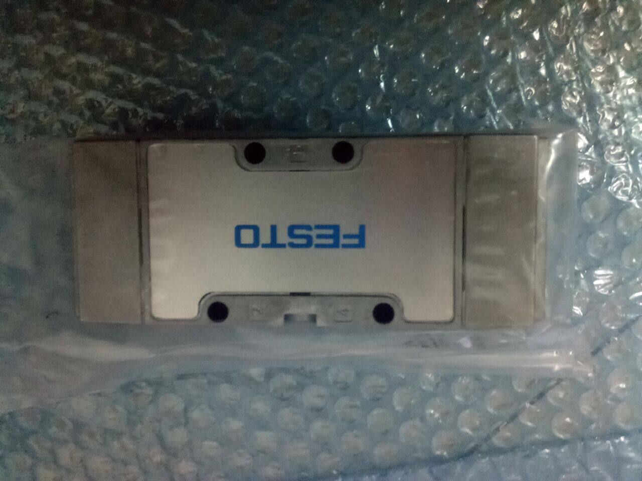 Spot Sales FESTO J-5-1 4-B 14295 J-5-1 8-B