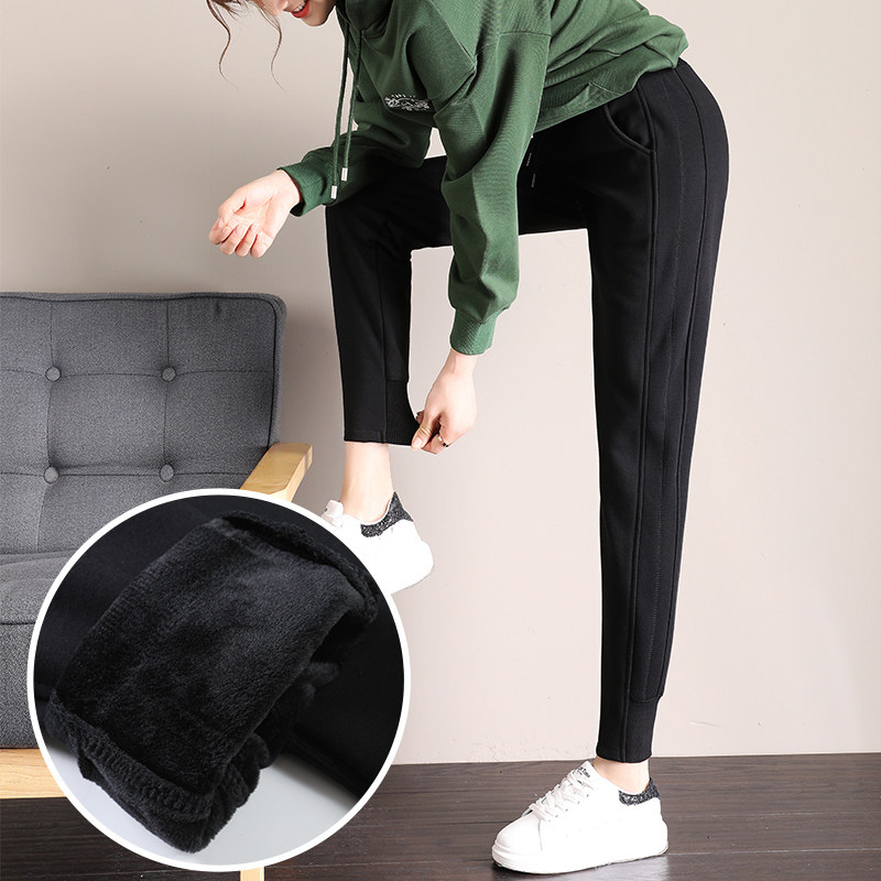 New Sports Pants Woman Winter Plus Suede Relaxation Outside Wearing Thickened Korean Version Bunch Feet 90% Casual Women Pants Kharen Pants