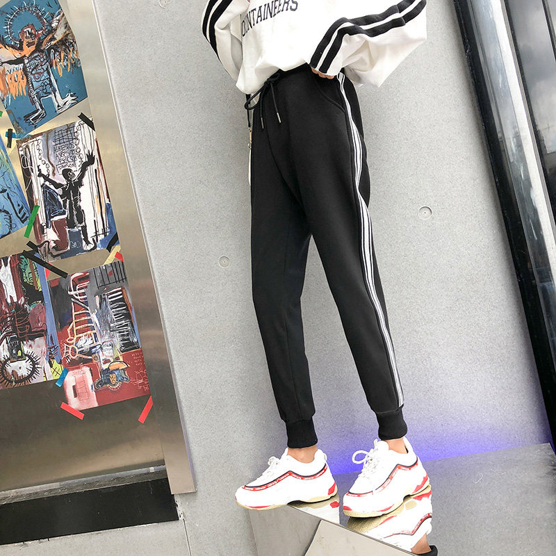 2021 autumn and winter velvet sweatpants women wear thickened loose wild high-waisted small feet tie feet Korean version casual pants