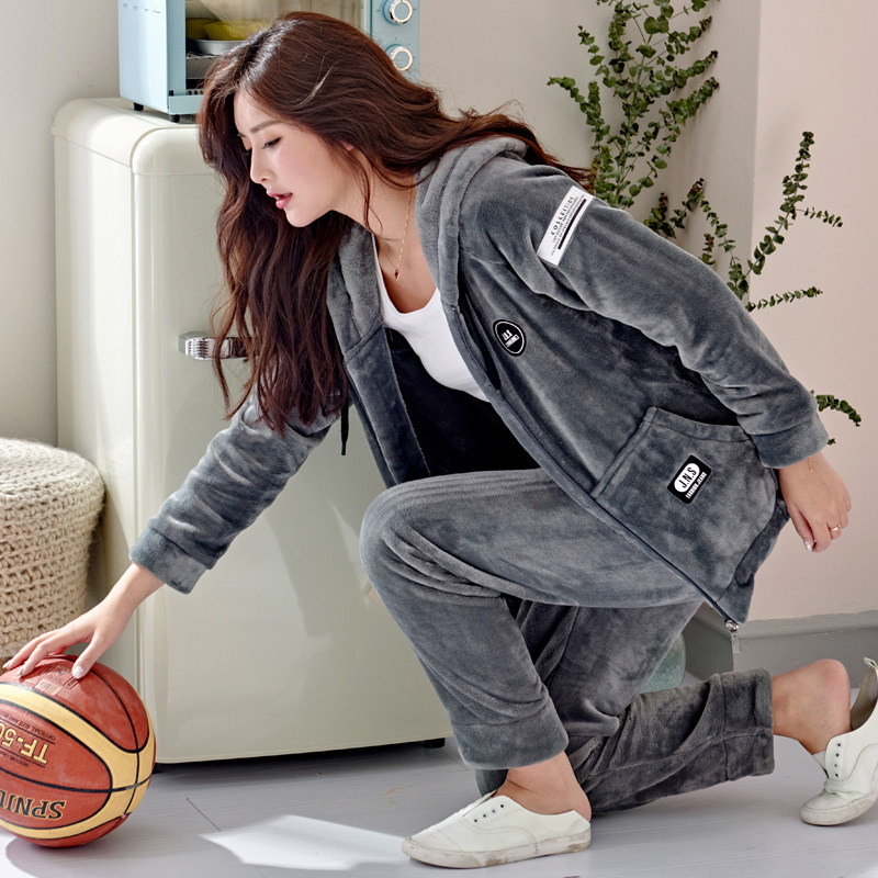 2022 New Sleepwear Women Spring Autumn Winter Thicken Plus Suede Coral Suede Hat can be worn outside the home Clothing Suit