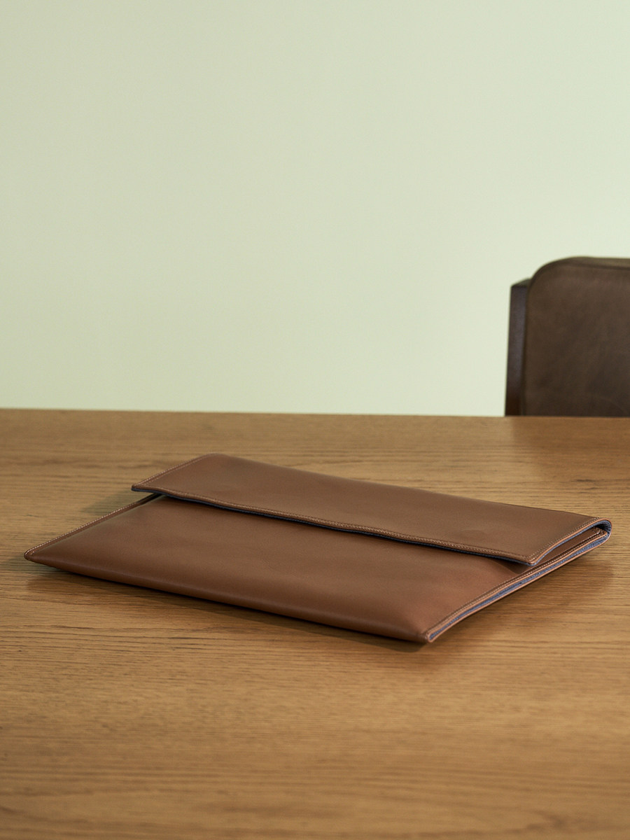 Sozhan iPad protective sleeve applies Apple Pro11 12 9Air10 9 inch 10 2mini6 8 3 inch can fit the keyboard light minimalist ultra-slim leather cashier bag