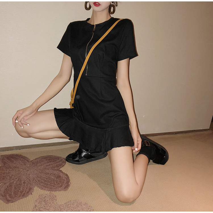 VK旗艦店 韓系荷葉邊裙子氣質純色短袖洋裝