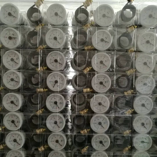 Давление воды напольное нагревание печи. Давление на стол. Стол Стол Сторог 4 БАР АКССУАССИИ