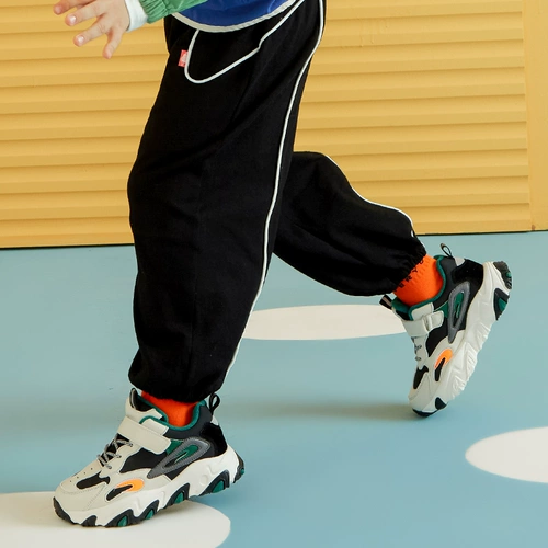 芭芭鸭 Детская спортивная обувь для мальчиков, флисовые зимние туфли, популярно в интернете, 2020