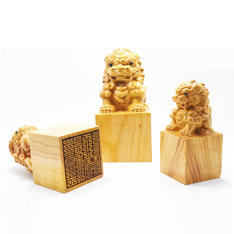 Peach Wood Engraved Lion Seal Three Precious Prints of the Peach Wood Seal of the Peach Wood Seal of the Peach Wood Seal Custom Peach Wood Seal