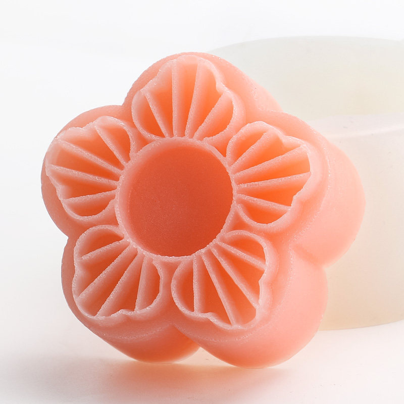 Handmade soap Soap Dispensing Handmade Soap Diy Silicone Mold Mini Mooncake single-mold fan-shaped flower approx. 30 gr