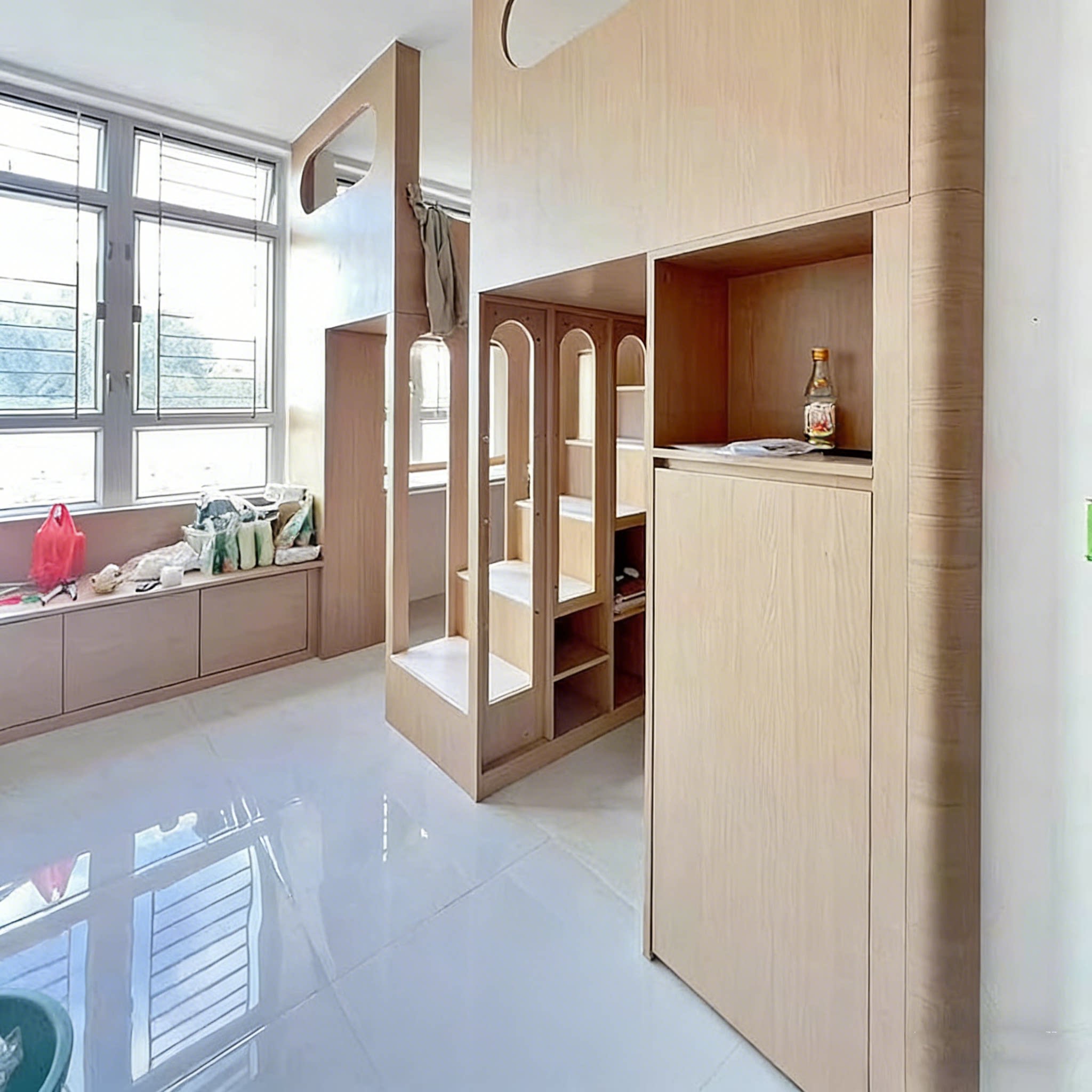 香港公屋小户型一房变三床怎么实现？2026年隔断床+儿童房全屋定制有哪些新规范？