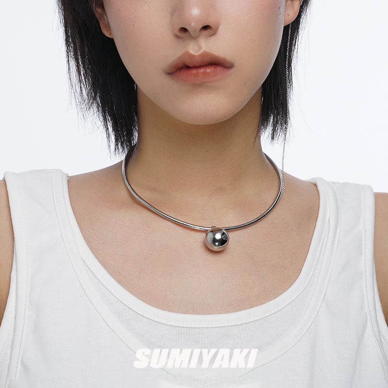 SUMIYAKI new necklace female niche design high-grade titanium steel ball clavicle chain metal cold wind light luxury