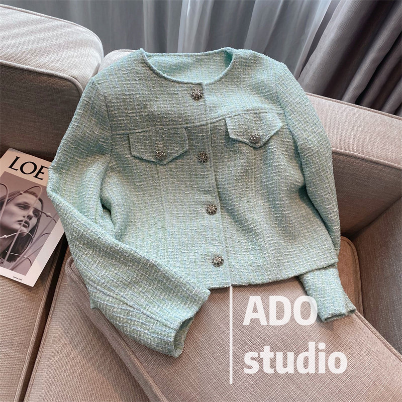 Small fragrant wind name Yuanyuan jacket female spring and autumn long sleeves thick flower, easy single row of buckle green round collar short version open flap jacket blouse