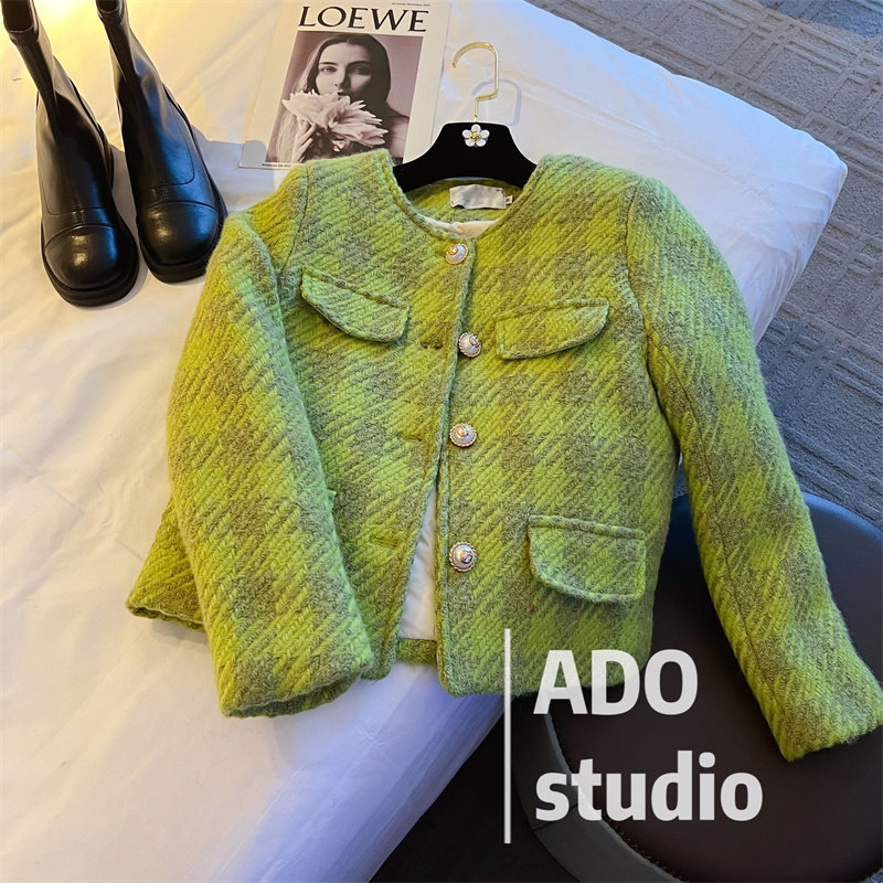 Green Little Fragment Fitt Feather Covet Woman 2022 Fall and Winter New Young Fame Collar Short Line Cover