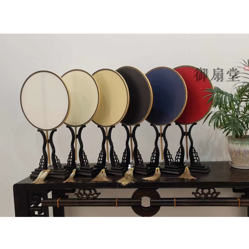 The new Suzhou craft palace fan jade bamboo edging double-sided blank cooked silk round waist round fan set Meticulous Brushwork