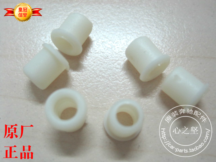 Original Factory Genuine Mercedes Hood Emblem Clip, Tailgate Star Emblem Clip, Suitable for All Models