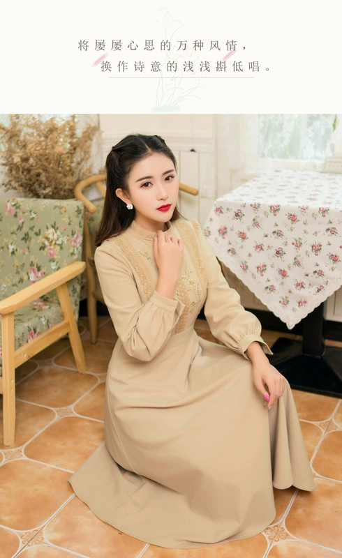 Nụ cười bướng bỉnh để sưởi ấm mùa thu đông 2018 mới của phụ nữ nghệ thuật cổ điển retro thêu cổ áo dài tay váy đẹp 2021