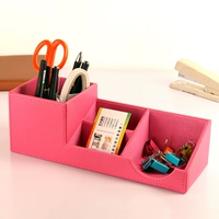 Красный прямоугольный держатель для ручек