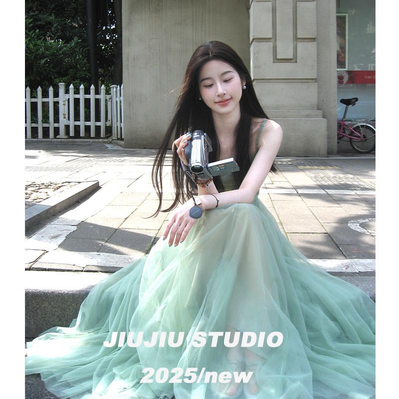 The Wizard of oz Mesh Fairy Dress for Women, Summer French-Style Green Spaghetti Strap Dress, Elegant and Artistic Long Dress