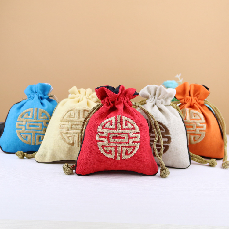 Chinese style sachet sachet car ornament gift portable handmade purse empty bag blessing bag embroidery charm bag lavender