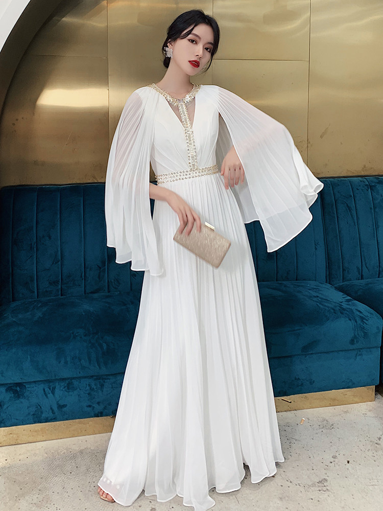 High-end dress skirt women's banquet noble temperament white elegant long version 2020 new annual meeting host evening dress