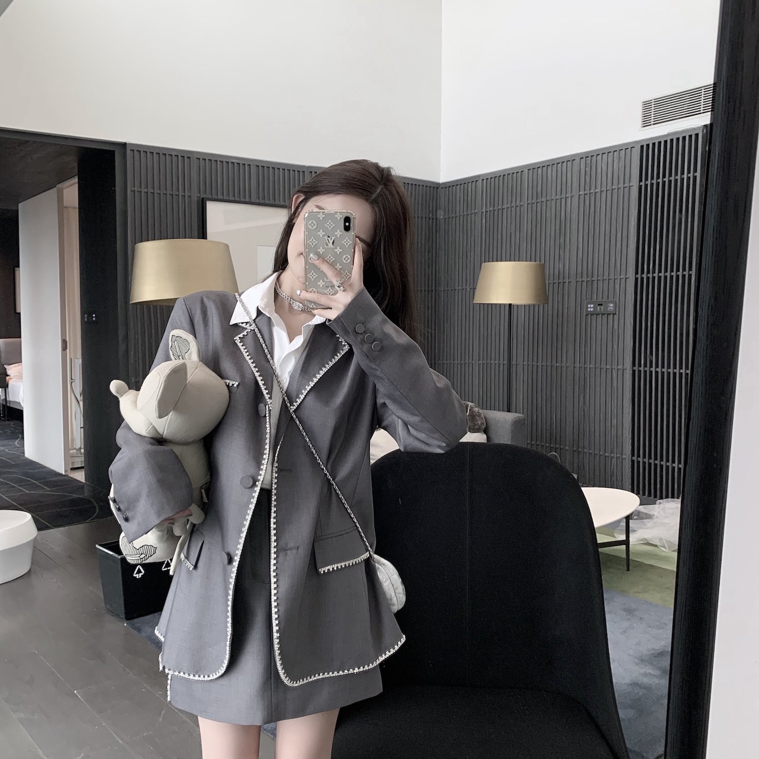 (5 Fold Clear Cabin) (Teenage Girl Love Bean) Casual Trendy Ins Grey Drilled Side Suit Short Skirt Long Pants Suit