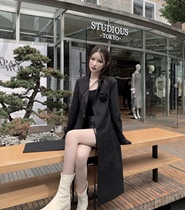 (5 fold clearance) MM dark style refined temperament black and white color New rose brooch long windbreaker