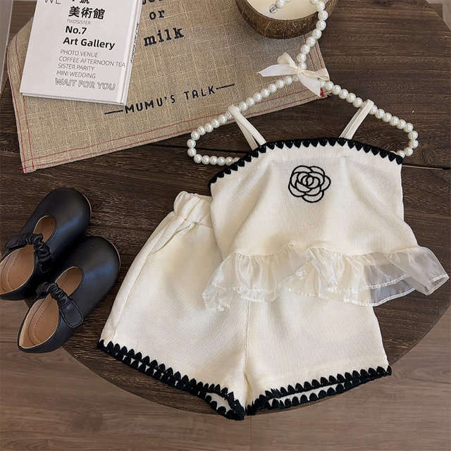 Girls suspender suit 2023 summer new children's fashionable foreign style children's shorts two-piece set female baby summer dress