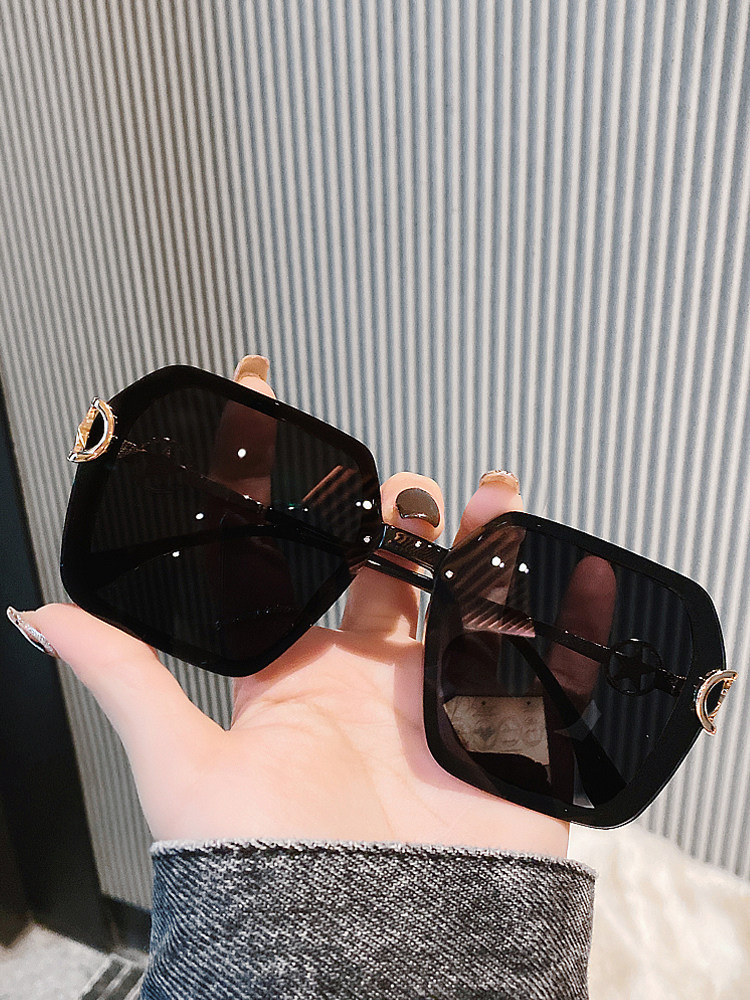 Cospp Kosp New Female Sunglasses Woman Fashion Polygonal Flat Piece Round Face Men Sunglasses Casual