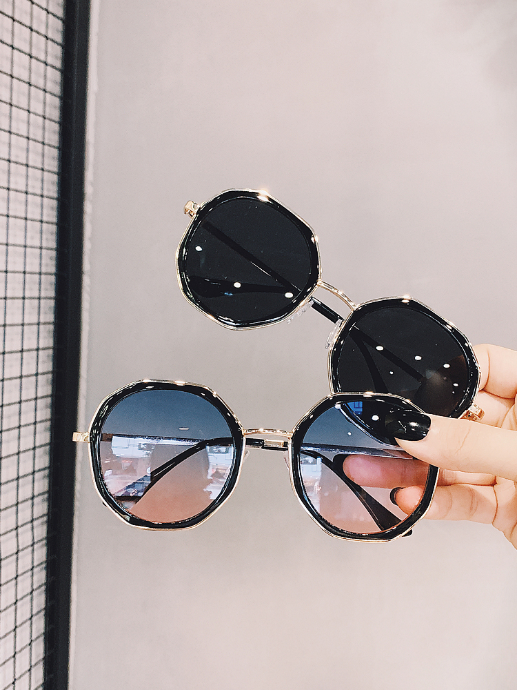 Japan Cosp Kosp Internet celebrity street style sunglasses new retro round polygonal sunglasses women's small frame glasses