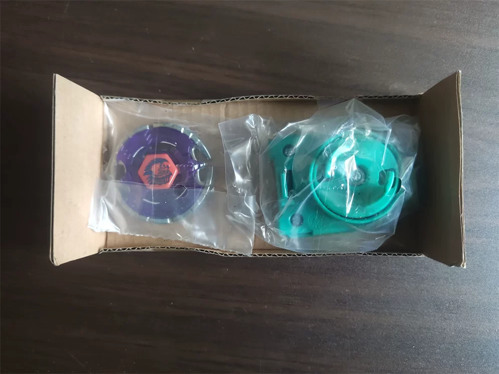 4D оригинальная японская версия вращающейся Takara Tomy Beyblade Metal Fight-bb109