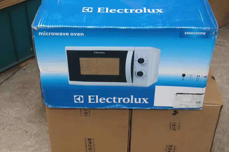 nên mua lò nướng hay lò vi sóng Lò vi sóng Electrolux 20 lít xuất khẩu sang Tây Ban Nha mà không cần thịt nướng lò vi sóng cơ