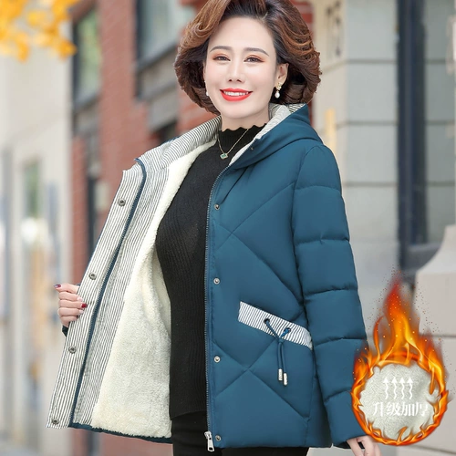 Пуховик для матери, осенняя демисезонная короткая утепленная удерживающая тепло куртка с капюшоном, коллекция 2021