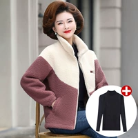 Розовый свитер