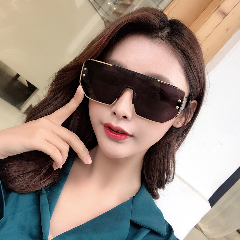 Body goggles trendy glasses personality sunglasses one-piece sunglasses gradient light color polarizer large lens eyes