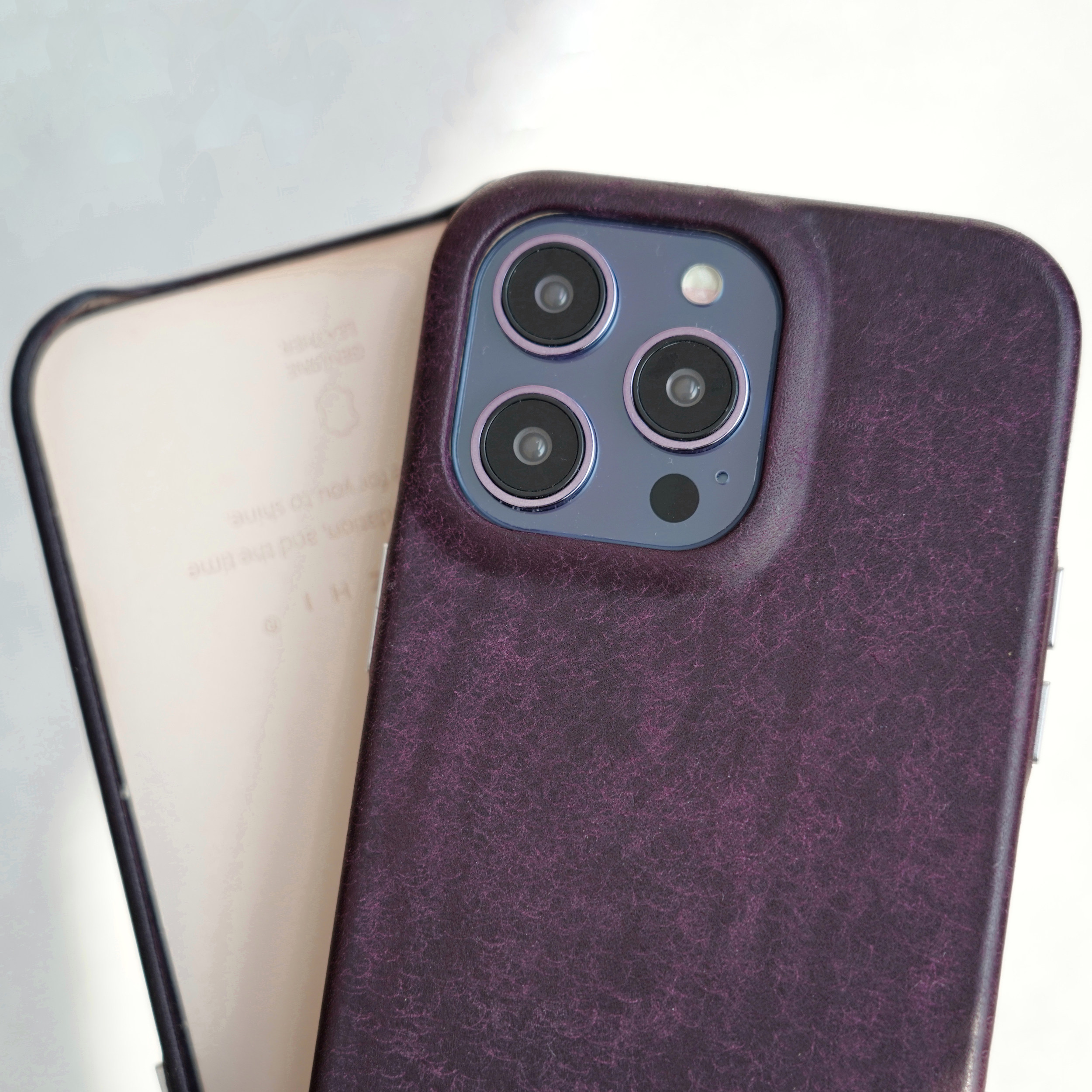 Wuzhi WUZHI® vegetable tanned leather mobile phone case is suitable for iPhone14ProMax Italian magsafe magnetic suction