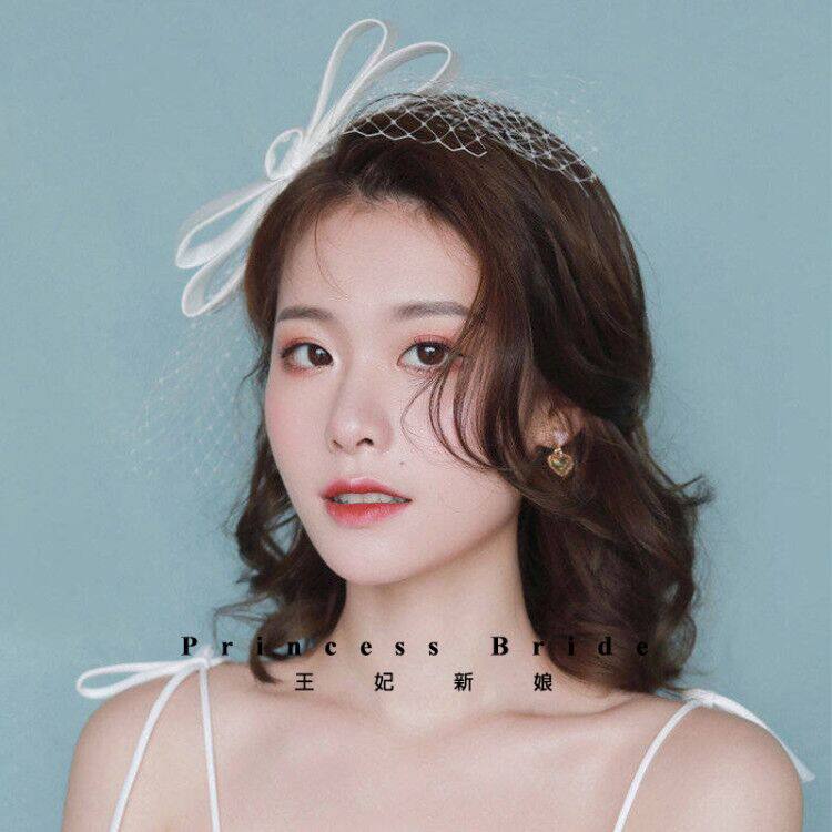 New product butterfly knot simple white satin headdress bride wedding photography scene with makeup photography