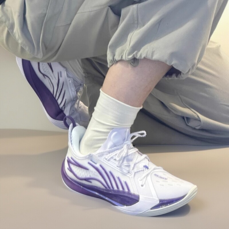 Sonic 13 Practical Basketball Shoes for Men, New Model 12, Low-Top, Non-Slip, Cushioning, Wear-Resistant, Professional Student Sports Shoes with Sound
